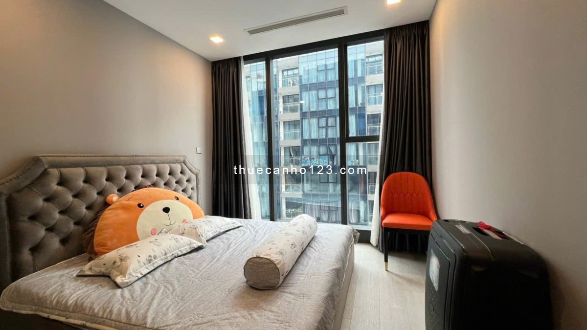 Cho Thuê Căn Hộ Vinhomes Golden River 4PN, 3WC — Diện Tích Rộng, Full Nội Thất Cao Cấp!