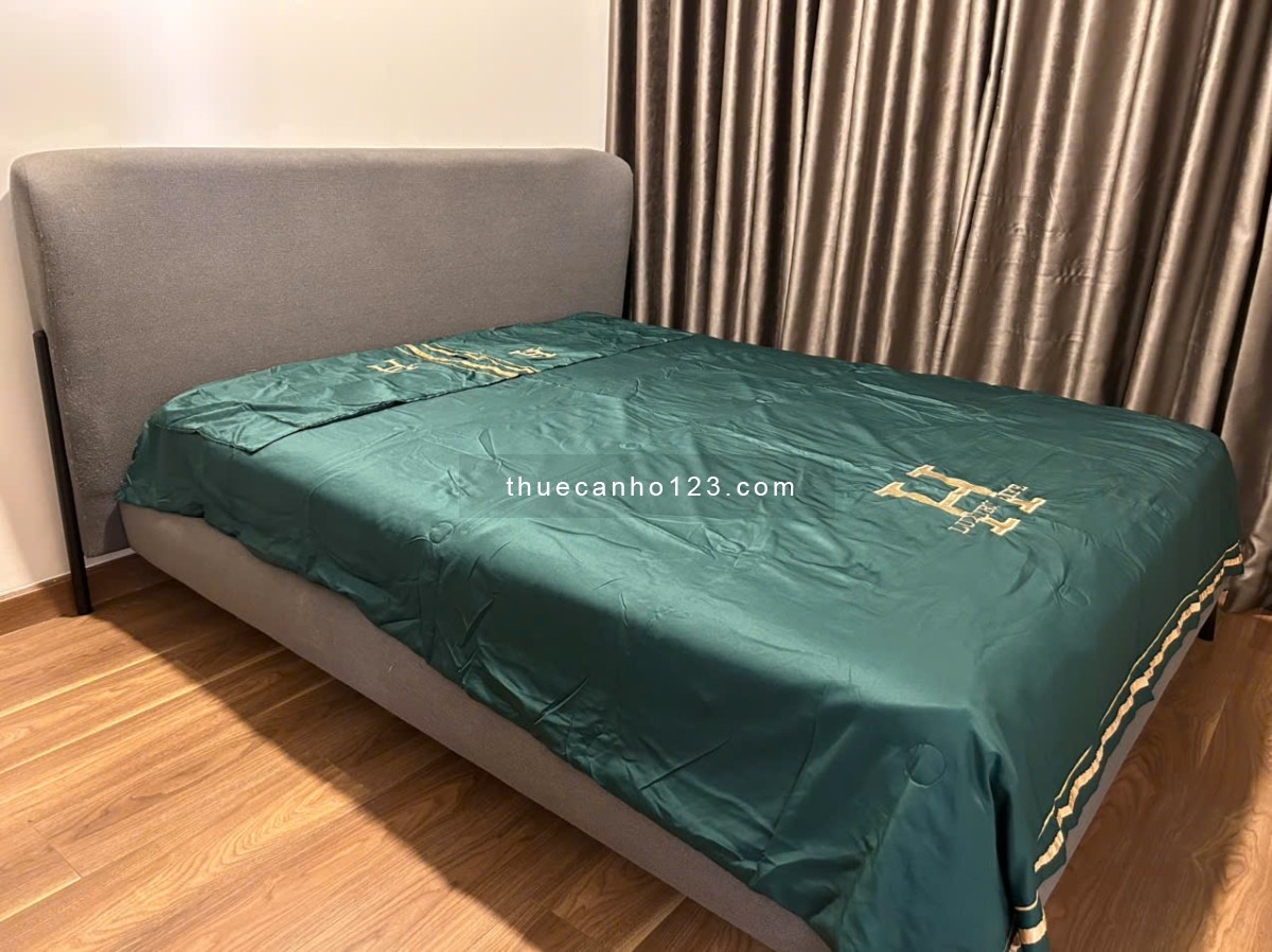 Cho thuê căn hộ 3 phòng ngủ Q7 Riverside, Đào Trí, Quận 7