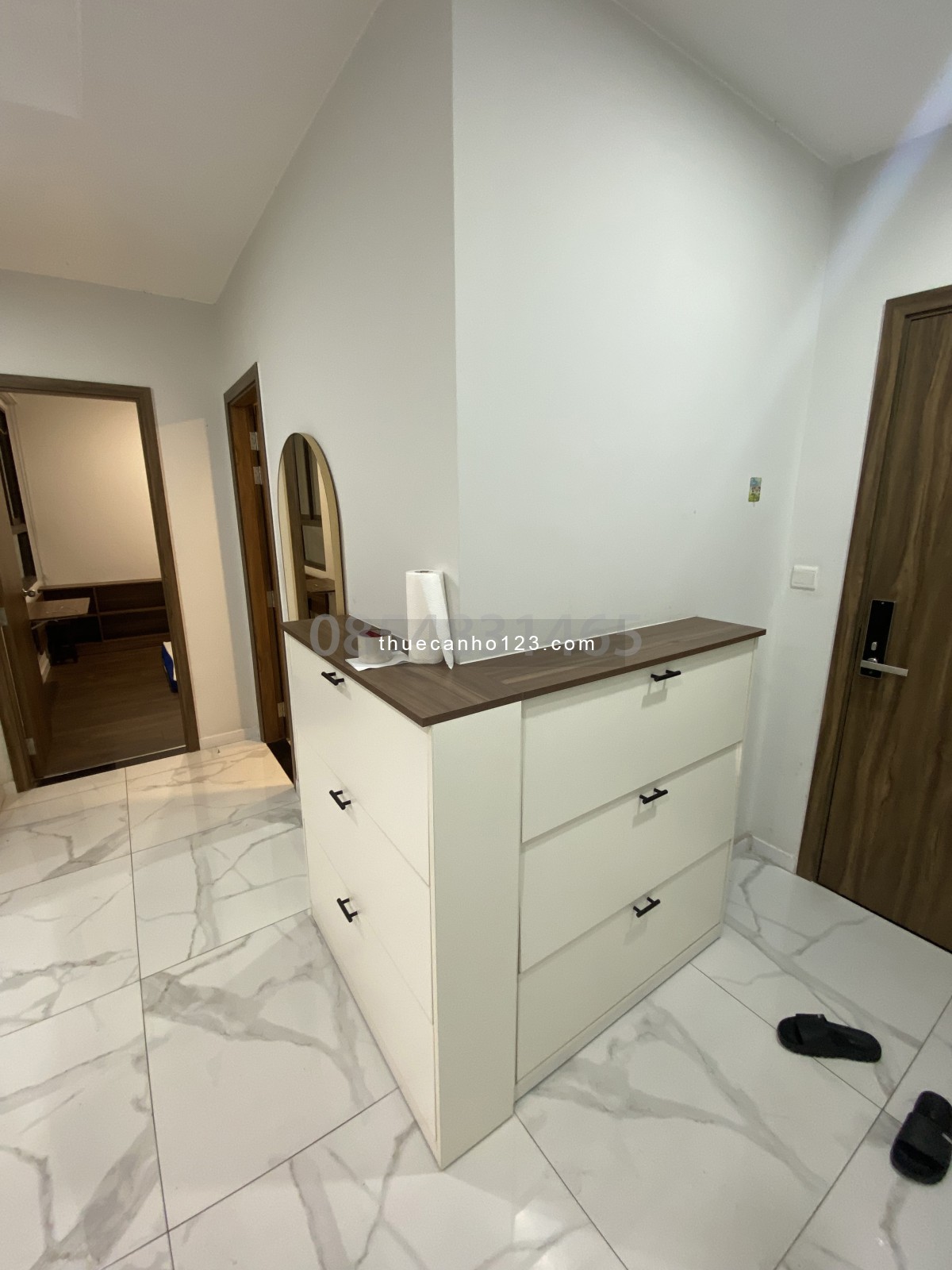 Cần cho thuê căn hộ 2pn 85m2 full nội thất - View trực diện Landmark - Giá 12tr/tháng