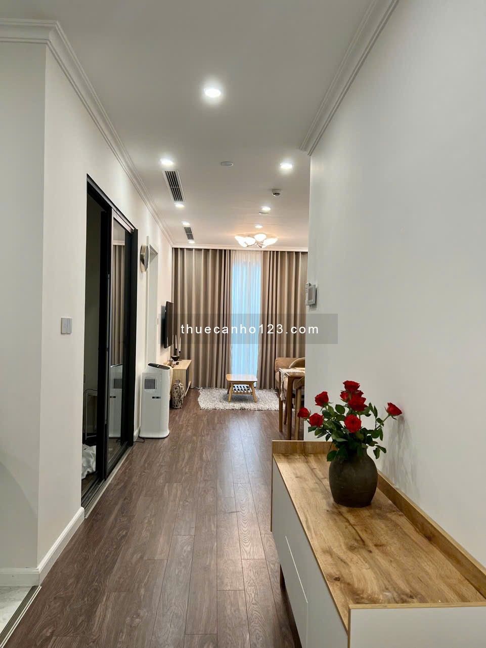 Căn hộ 2 ngủ Sunshine Riverside Tây Hồ 14tr/ tháng