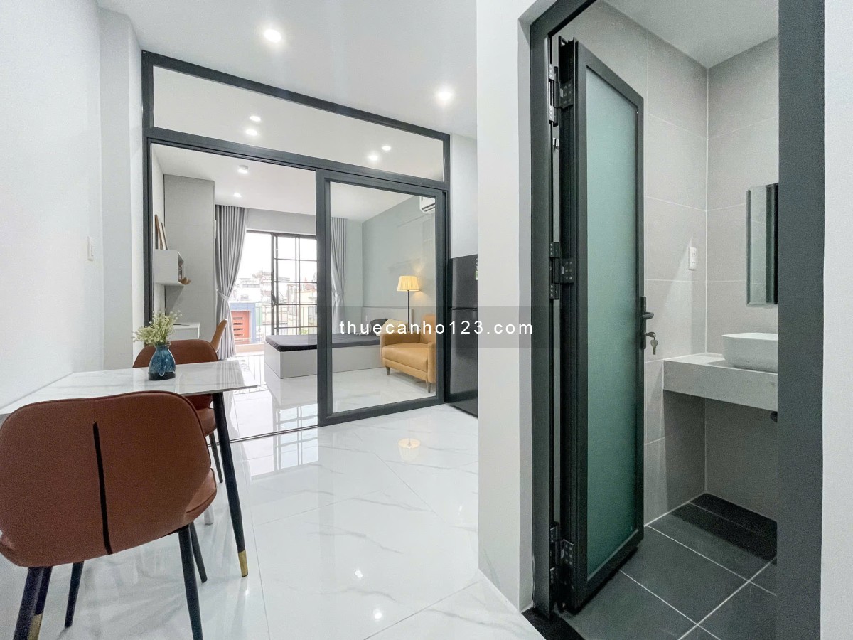 Căn 1PN mới hoàn thiện - Đầy đủ nội thất - Có ban công – Gần Lotte Mart, ĐH Tôn Đức Thắng, ĐH UFM
