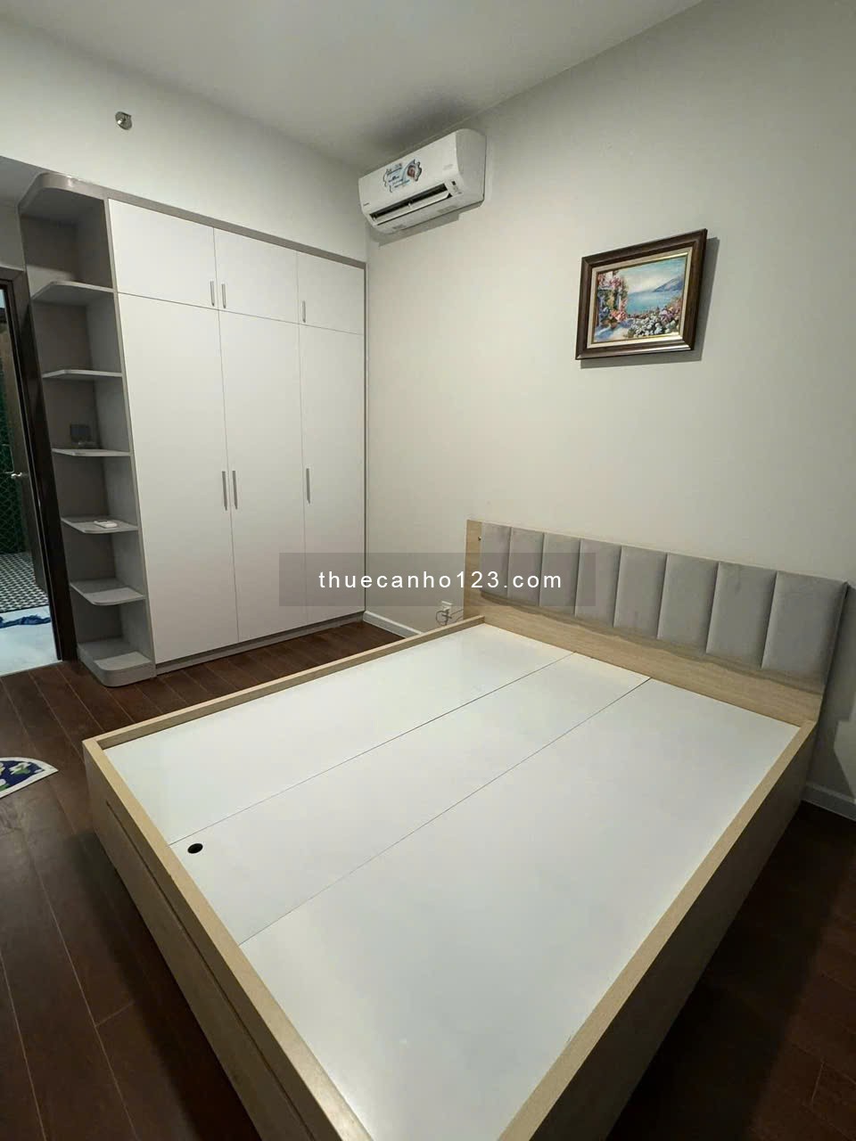 Chung cư Phạm Văn Hai, P3, TB: căn gốc, ban công, full nt, 2pn 14tr/th