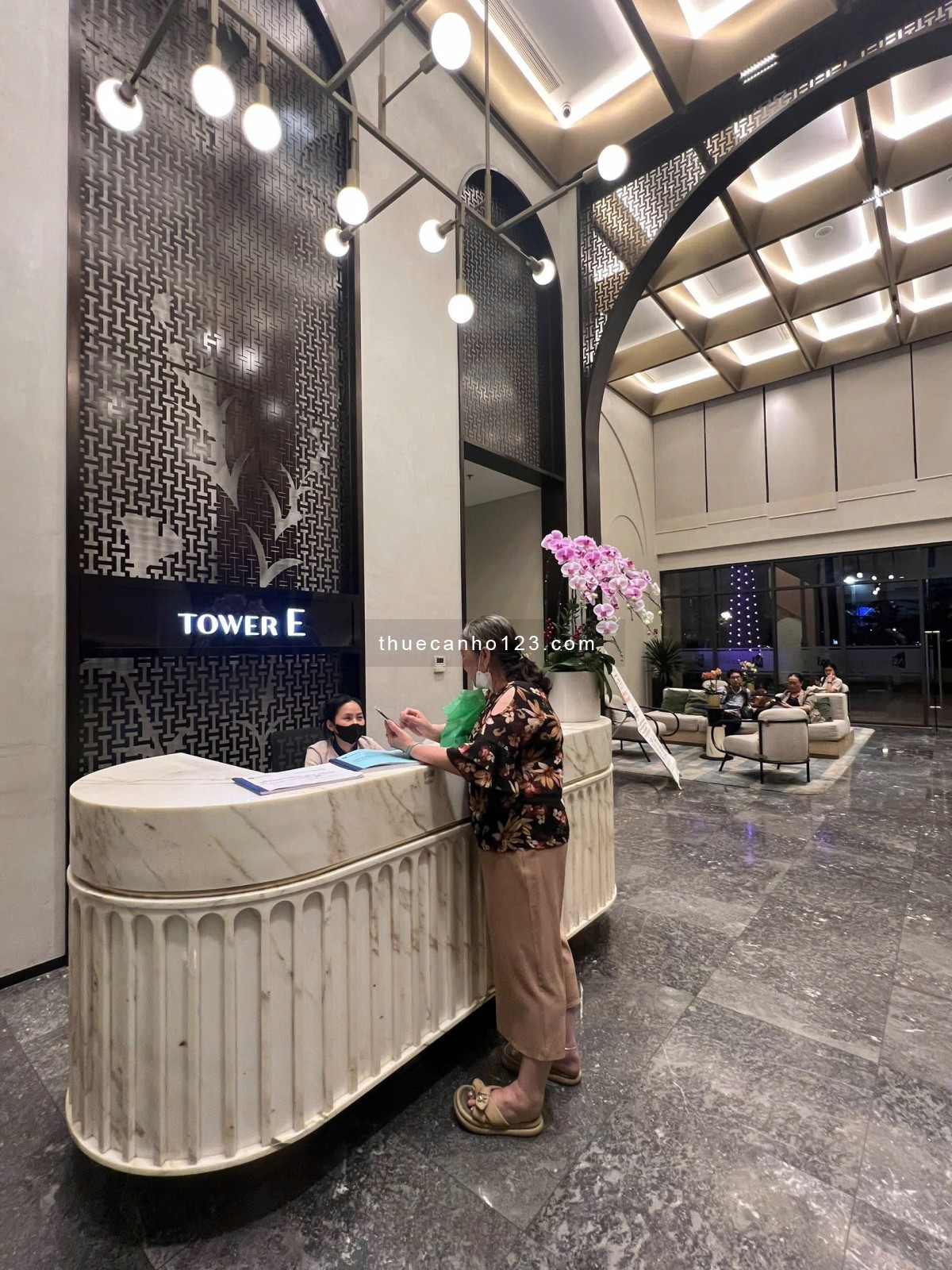 Cho thuê căn hộ chung cư cao cấp Masteri Centre Point quận 9