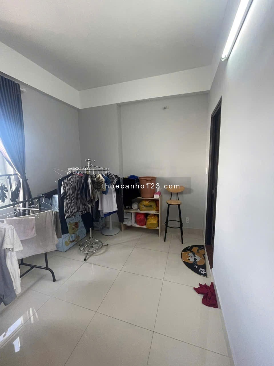 Chung cư Mỹ Phước, Bùi Hữu Nghĩa, BT: 2p ngủ, 74m2, có ban công giá 10tr/th