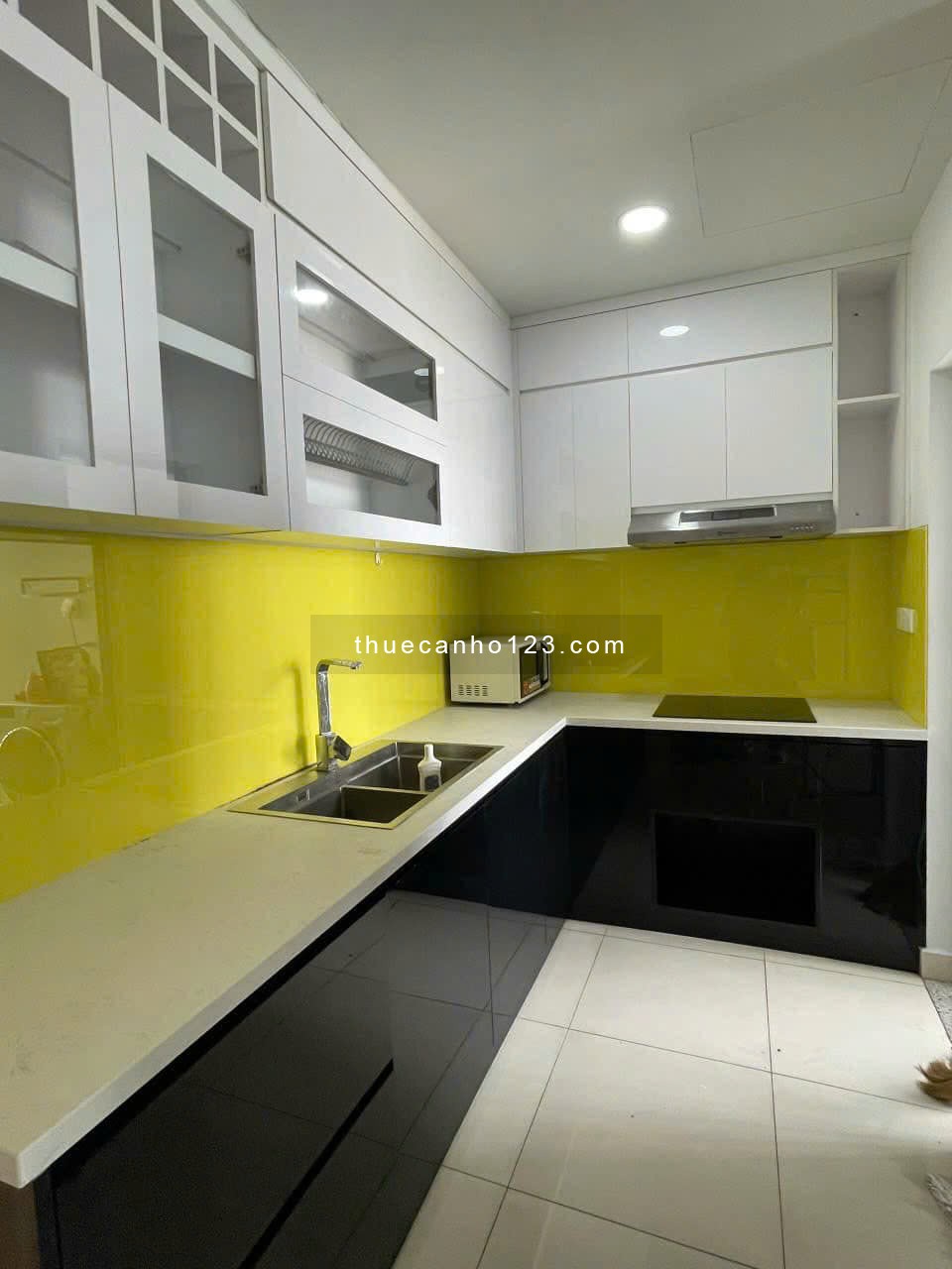 Chung cư Melody, Âu cơ, Tân Phú: 68m2, 2p ngủ, 2wc giá 13tr/th