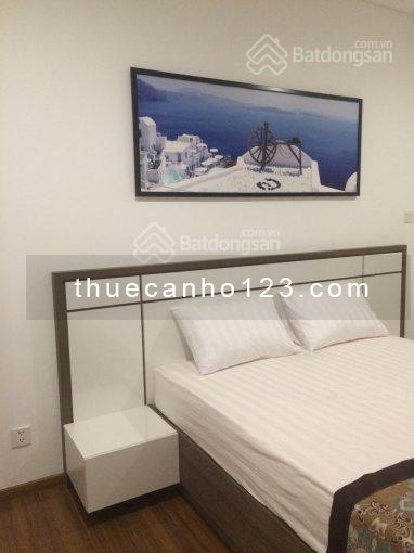 Cho thuê căn hộ Saigon Pearl, 3 phòng ngủ, nội thất cao cấo giá 27 triệu/tháng