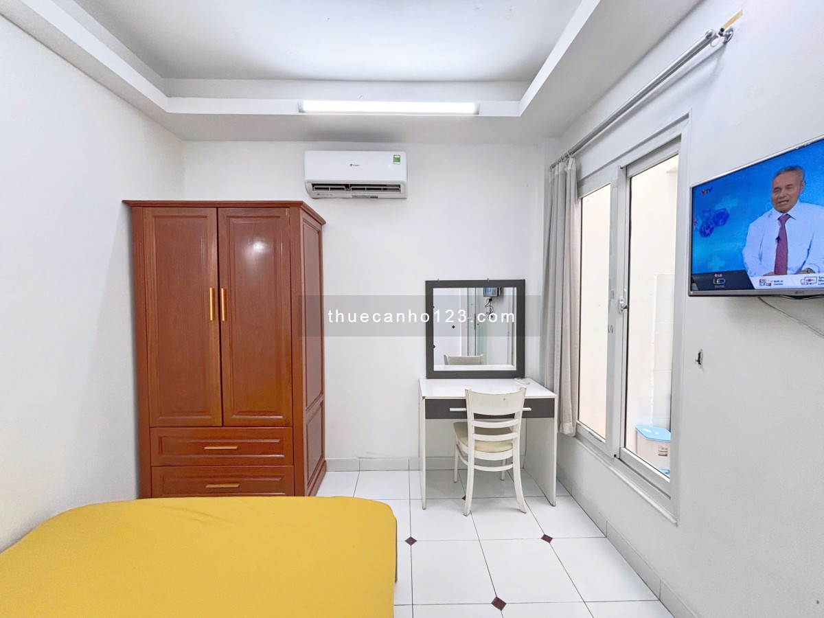 Căn hộ DV 2PN gần Lotte Mart Tân Bình, nằm ở mặt tiền Phạm Văn Hai