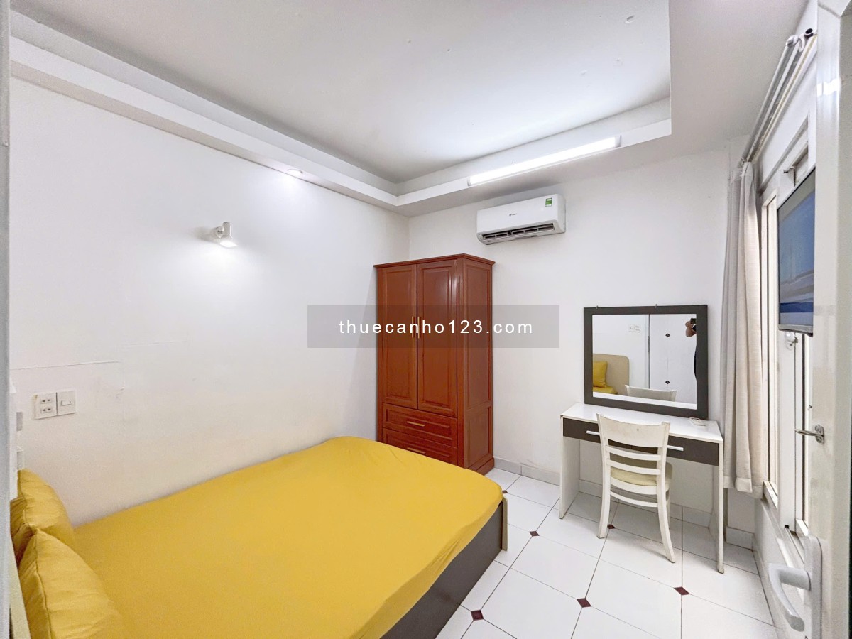 Căn hộ DV 2PN gần Lotte Mart Tân Bình, nằm ở mặt tiền Phạm Văn Hai