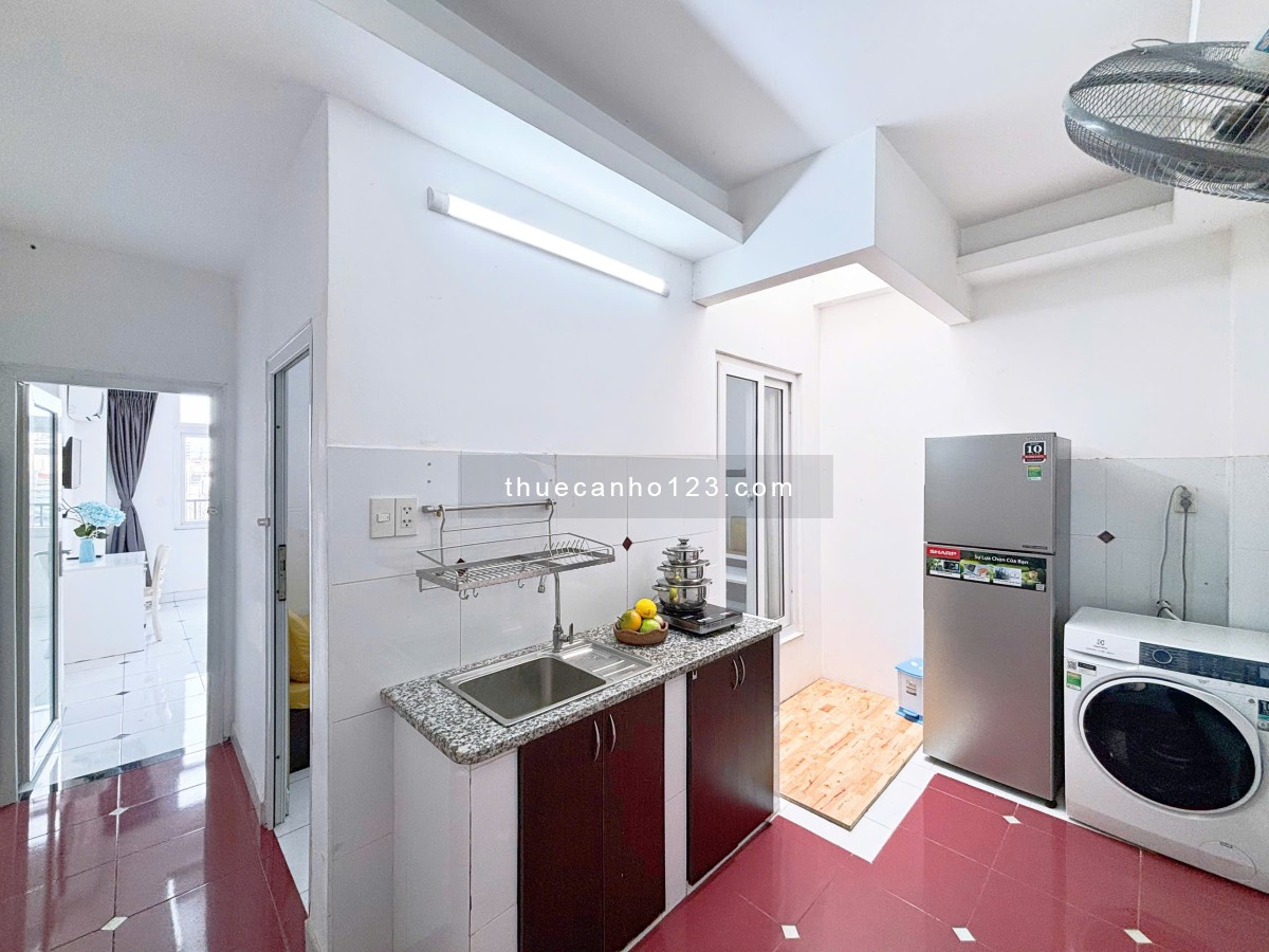 Căn hộ DV 2PN gần Lotte Mart Tân Bình, nằm ở mặt tiền Phạm Văn Hai