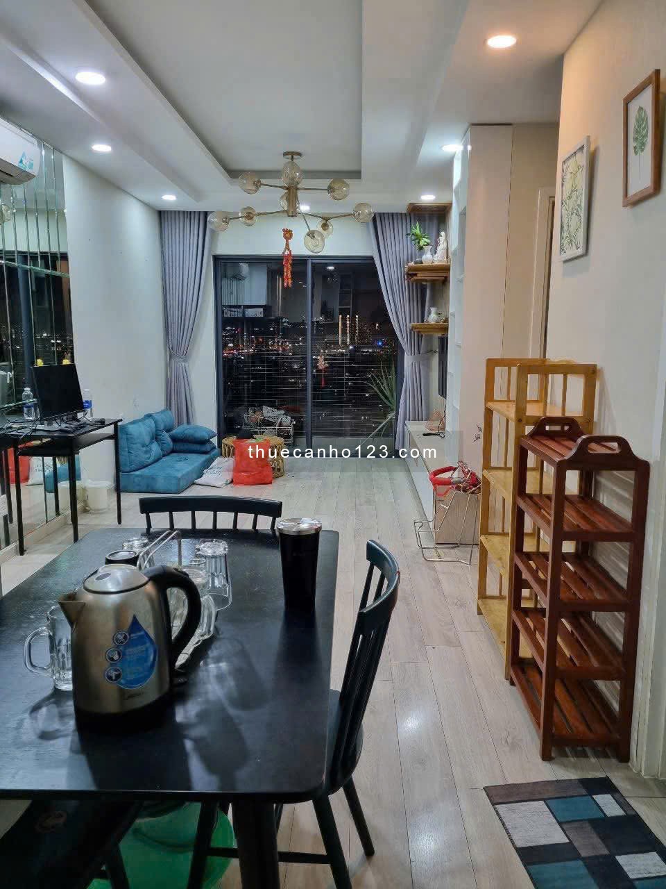 chung cư Sky Center, P2, Tân bình có 2p ngủ, 71m2, 15tr/th