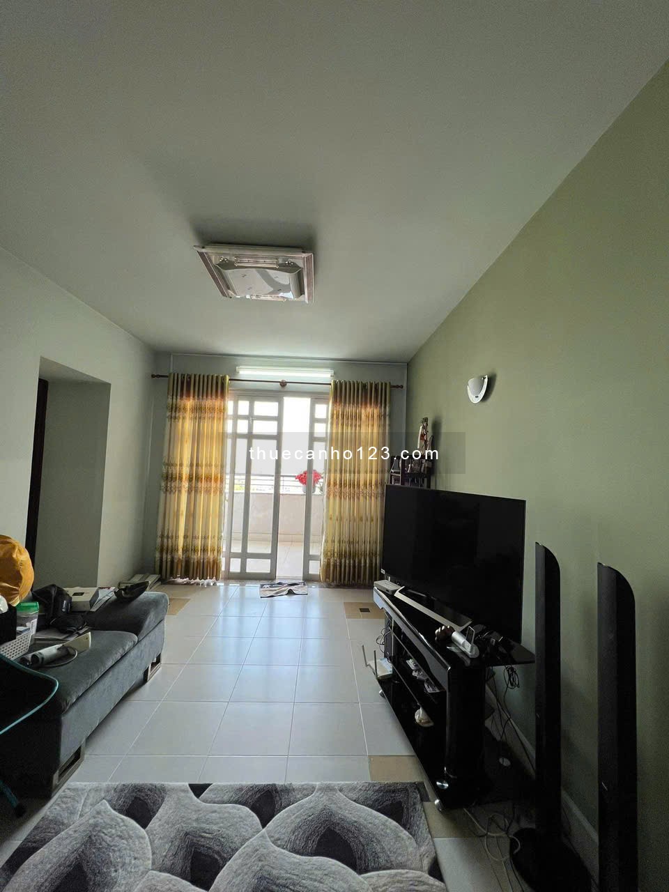 Cho thuê chung cư Phạm Văn Hai, P3, TB: 72m2, 2p ngủ, full nội thất 14tr