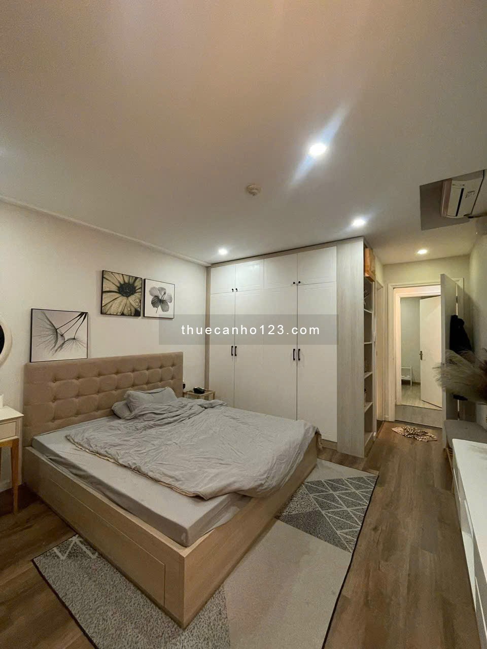 Chung cư Carillon5, Luỹ Bán Bích, TP: 73m2, 2pn, 2wc, ban công 12tr/th