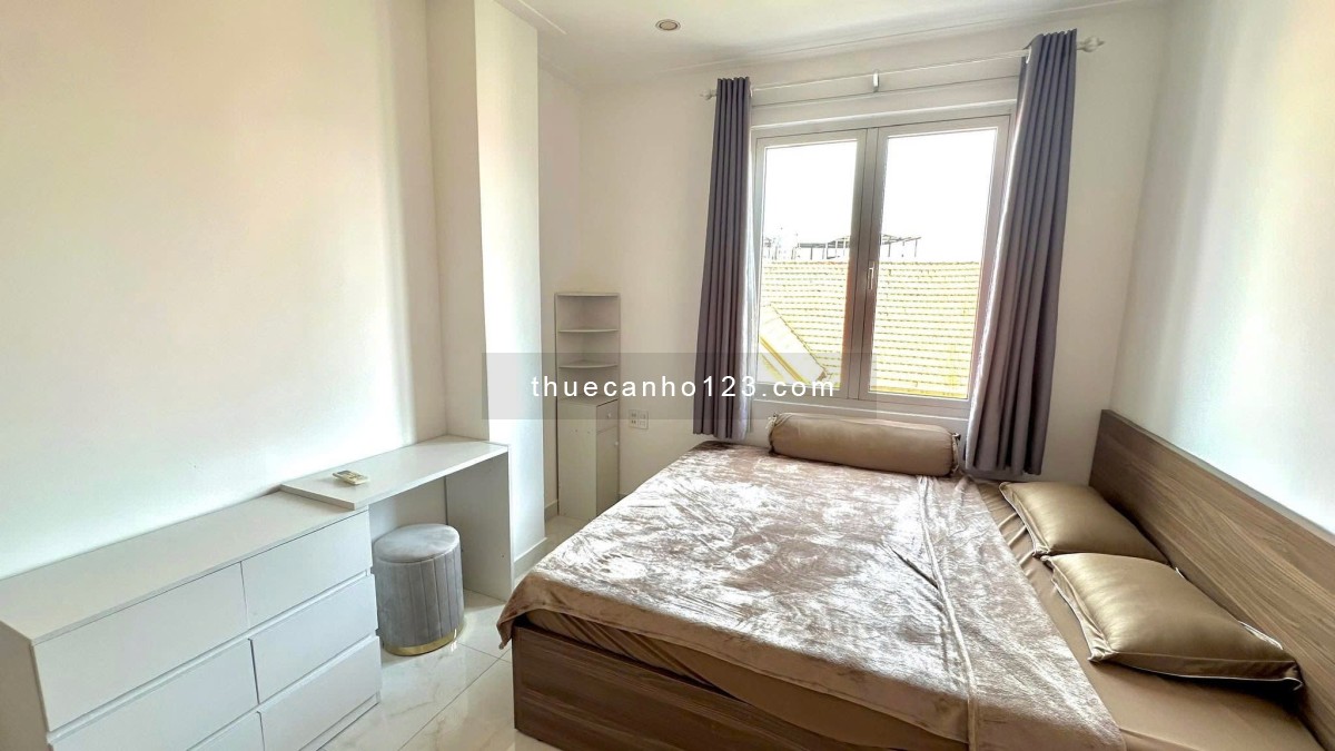 Chung cư Khải Hoàn, Lạc Long Quân, p5, Q11: 95m2, 2p ngủ, NT, 13tr/th