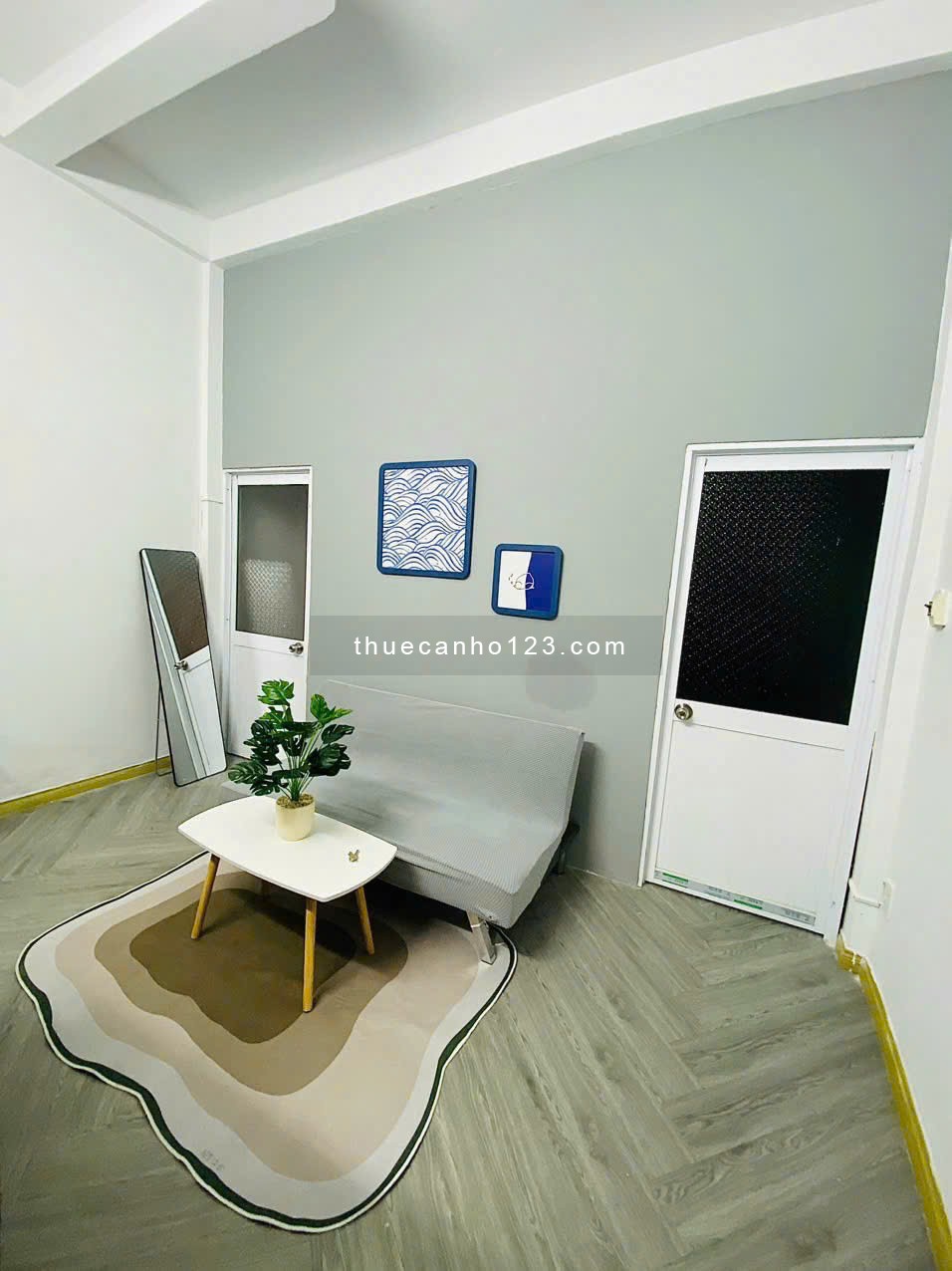 Cho thuê căn hộ quận 1-2PN+1PK 55m2, Balcony + máy giặt riêng. Cho nuôi pet. Gần VLU, Takashimaya