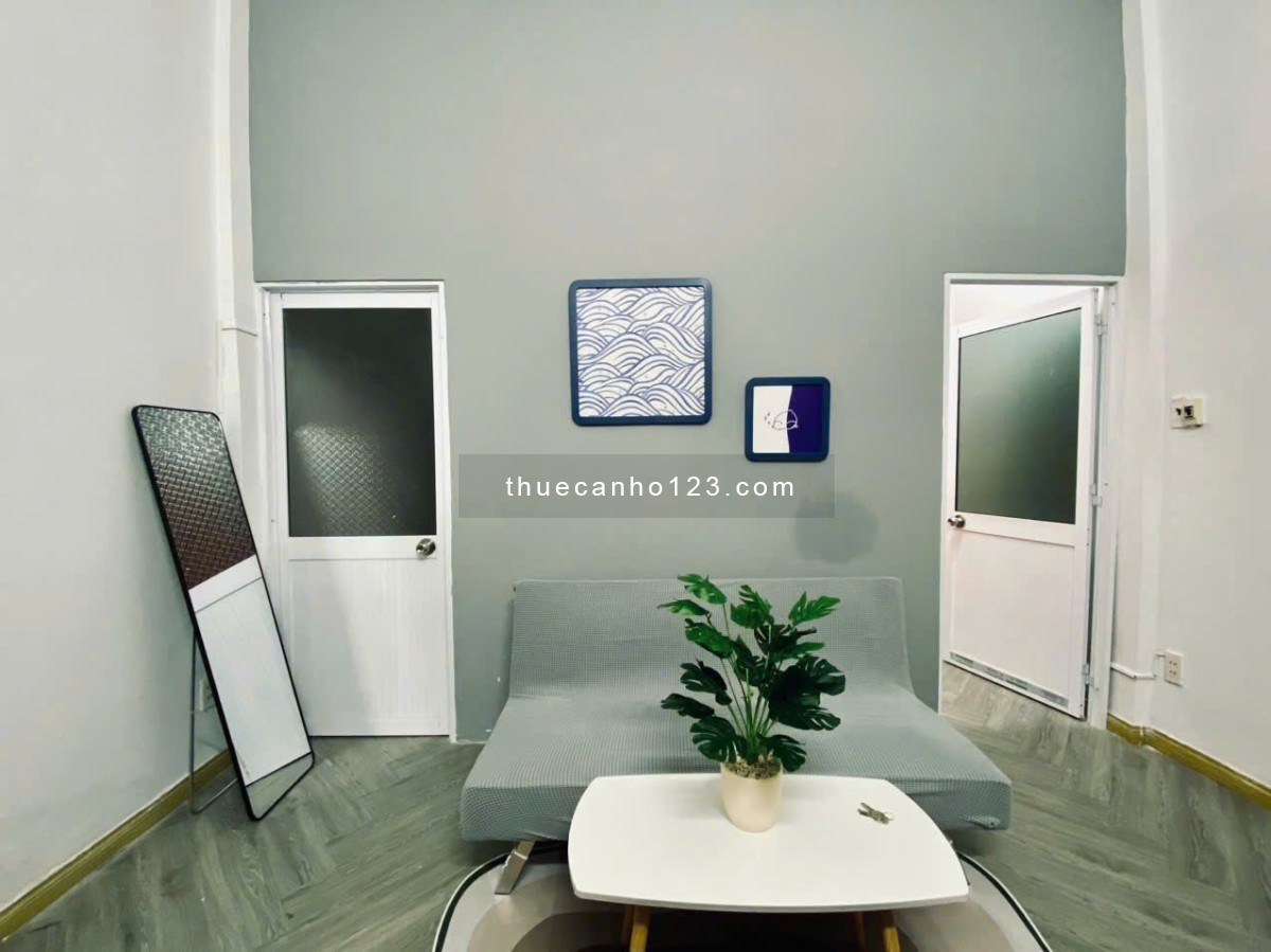 Cho thuê căn hộ quận 1-2PN+1PK 55m2, Balcony + máy giặt riêng. Cho nuôi pet. Gần VLU, Takashimaya