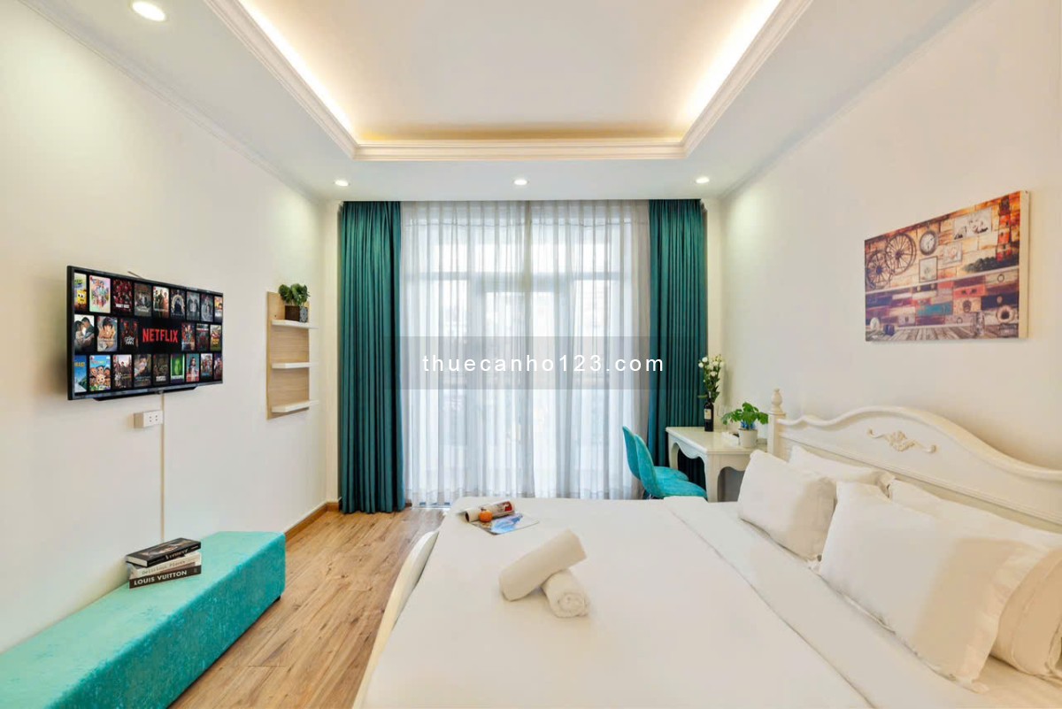 Căn Hộ Quận 1, Tách bếp 45m2, Ban công lớn, Cho nuôi pet, Gần VLU, Bùi Viện, Phố Đi Bộ Nguyễn Huệ