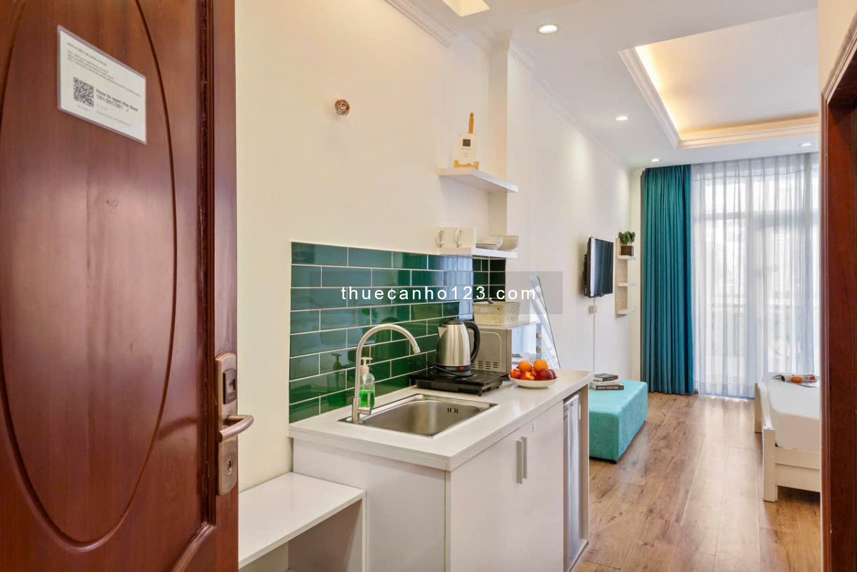 Căn Hộ Quận 1, Tách bếp 45m2, Ban công lớn, Cho nuôi pet, Gần VLU, Bùi Viện, Phố Đi Bộ Nguyễn Huệ