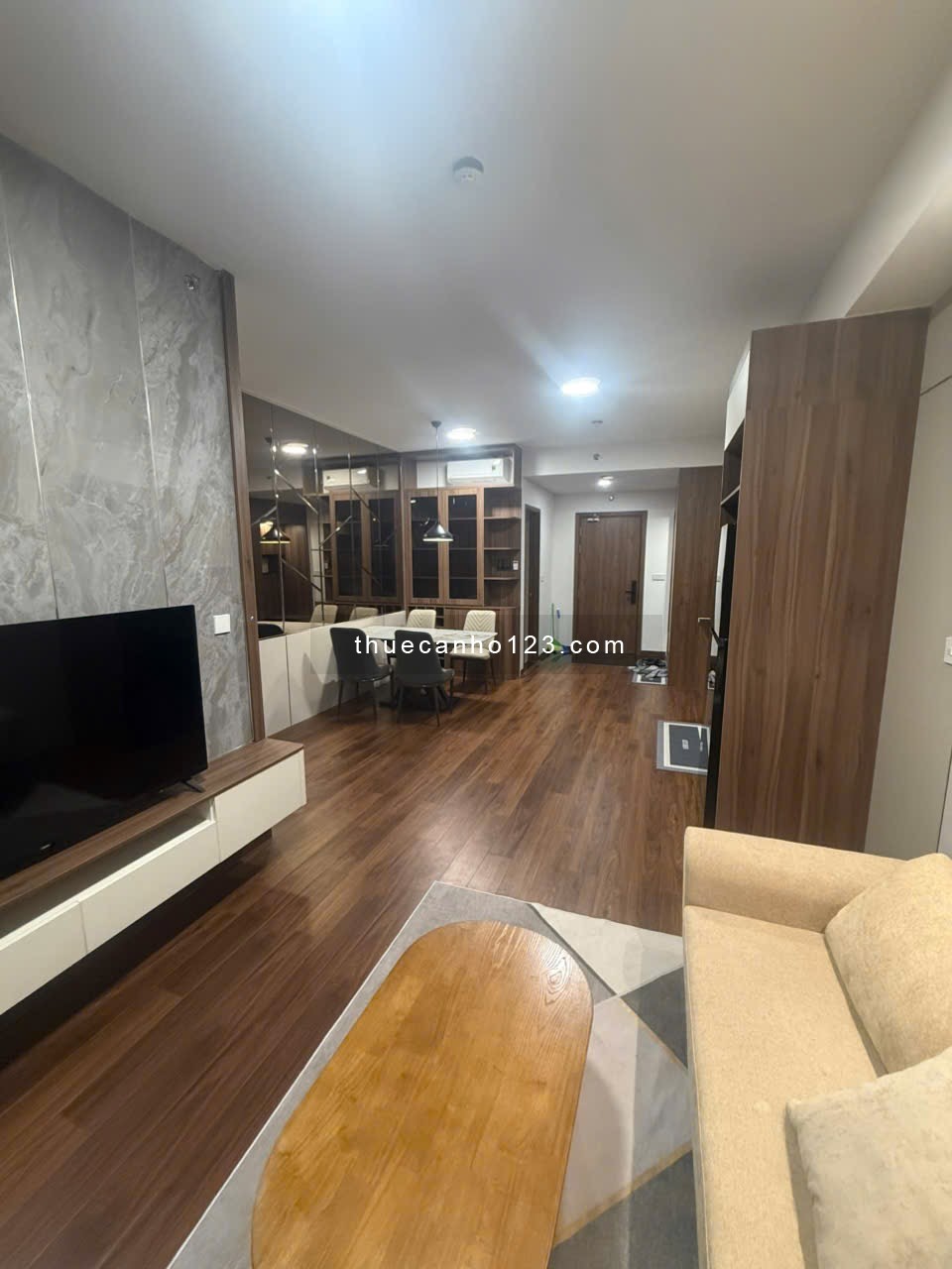 Cho Thuê 2PN Full Nội Thất Cao Cấp Chỉ 14.5tr - Free PQL 18 Tháng Tại Akari City