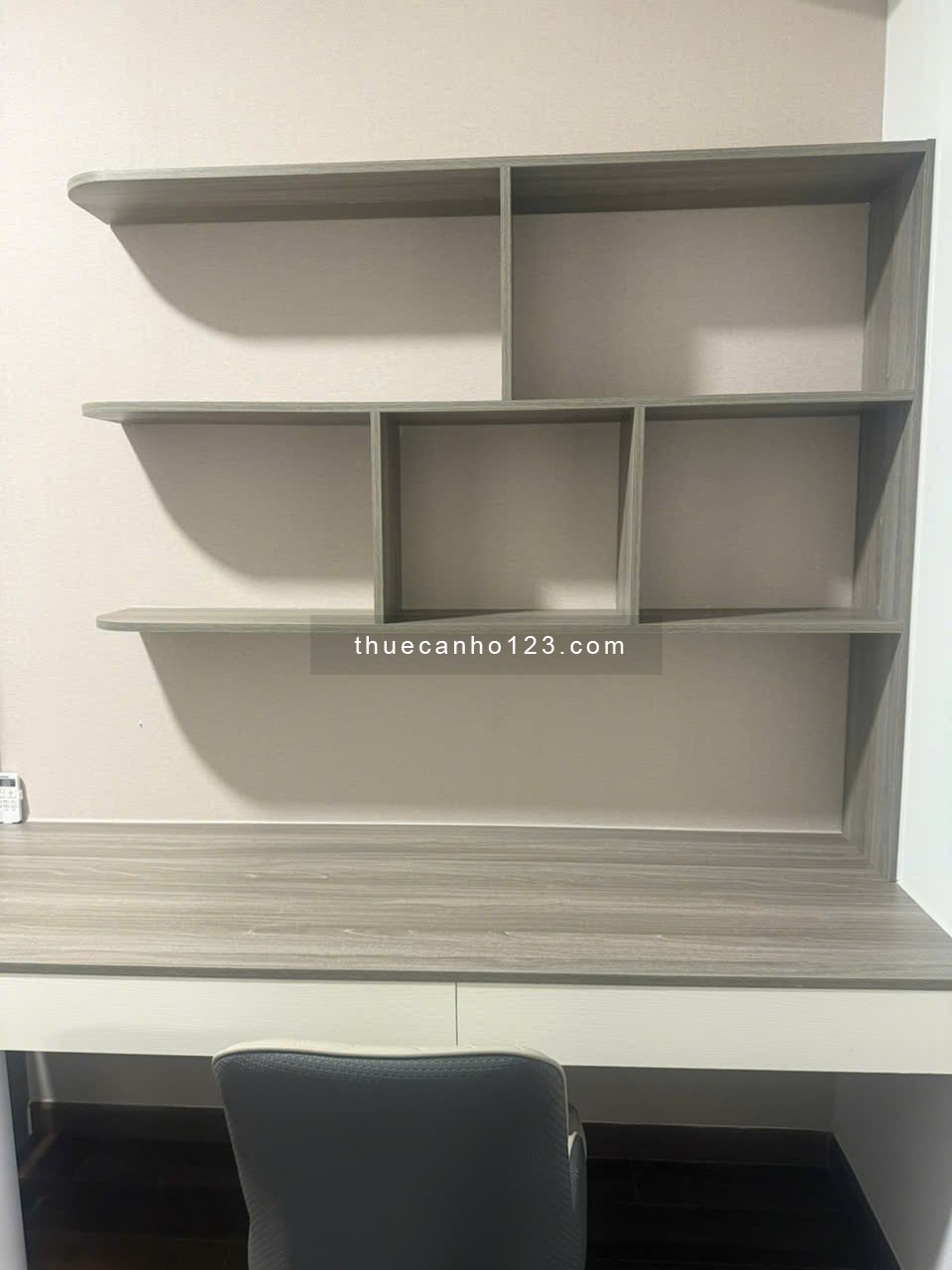 Cho Thuê 2PN Full Nội Thất Cao Cấp Chỉ 14.5tr - Free PQL 18 Tháng Tại Akari City