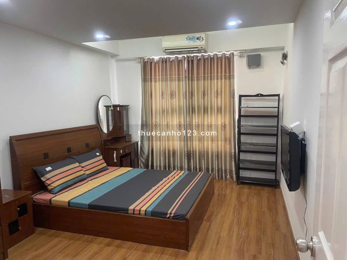 Chung cư Ruby Garden, P15, Tân Bình: 84m2, 2p ngủ, có NTCB, 10tr/th
