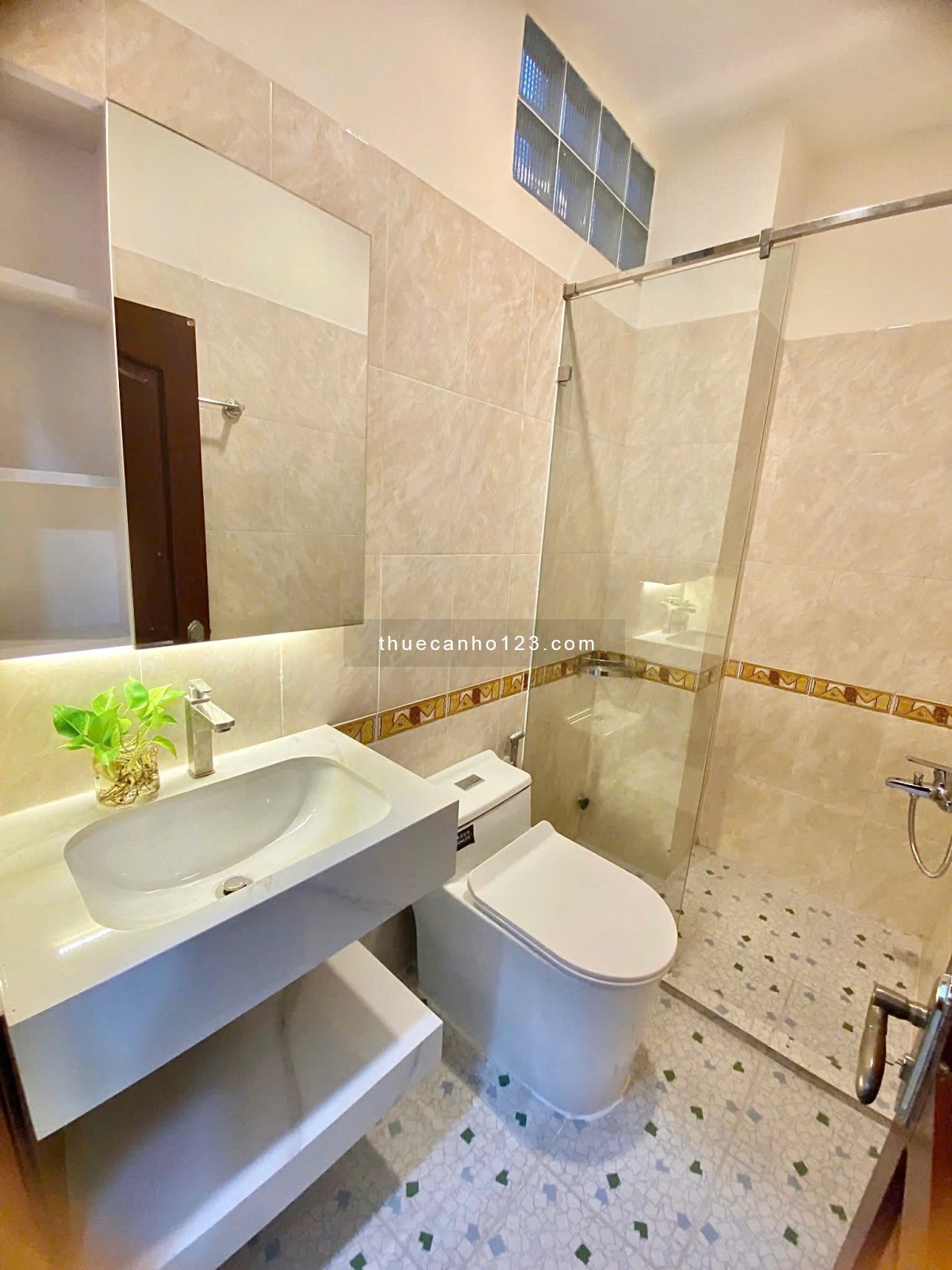 CHDV Bancony Nguyễn Cửu Vân Gần Chợ Thị Nghè, Ngã Tư Hàng Xanh