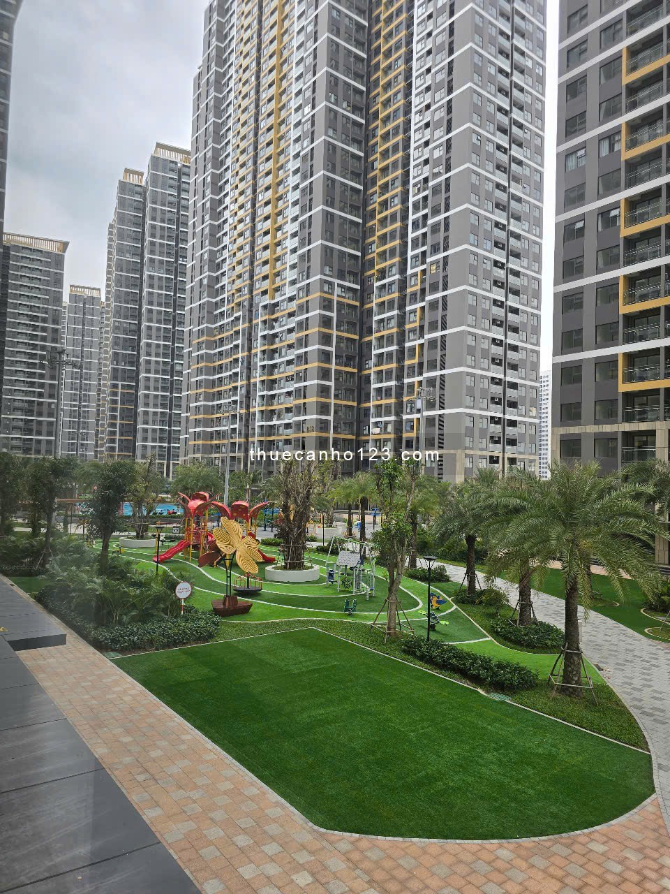 Cho Thuê Căn Hộ BS10 Grand Park View Công Viên - Full Nội Thất + Điện Tử