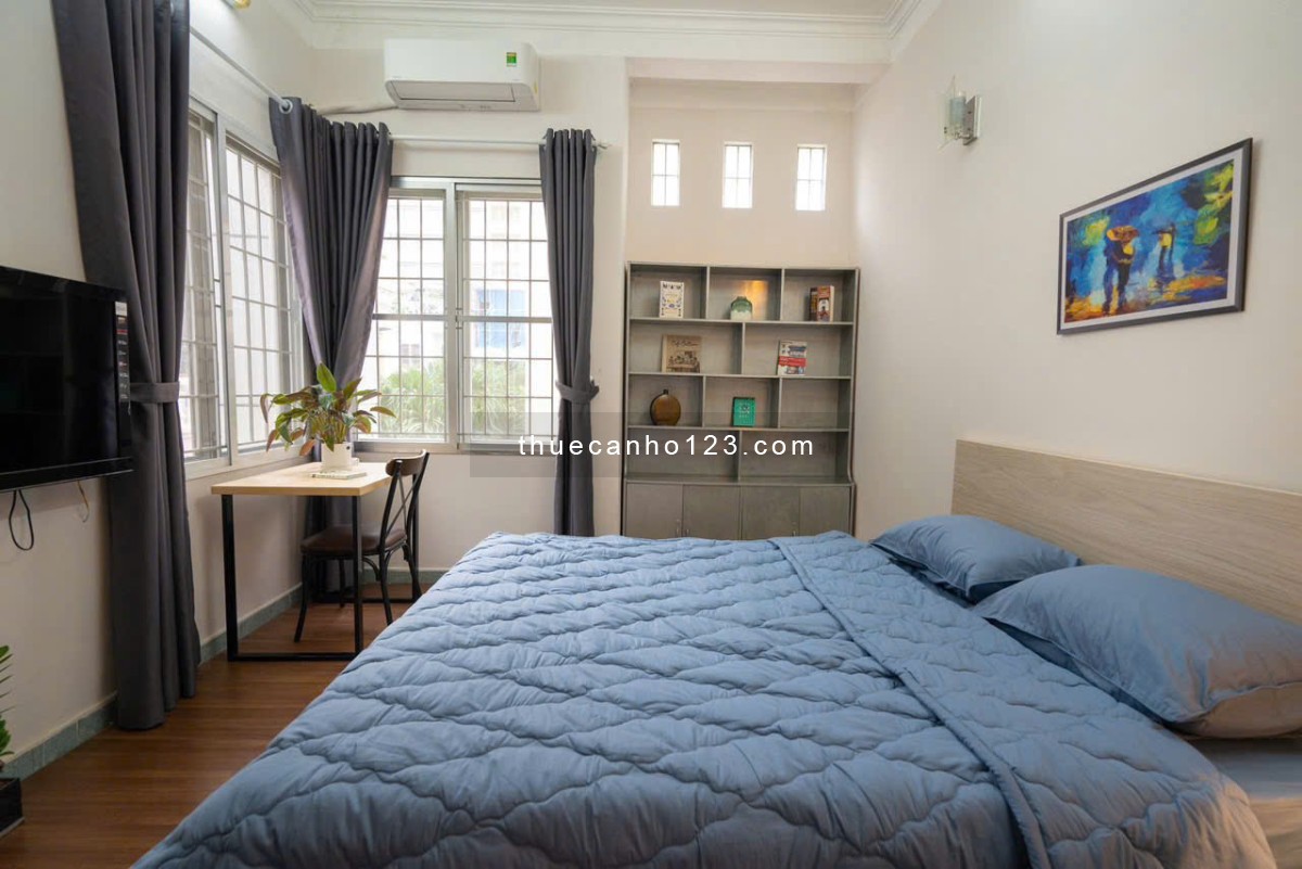Căn Hộ 1Pn Bancony Máy Giặt Riêng Gần Hoa lư, HTV, Cầu BaSon Q1