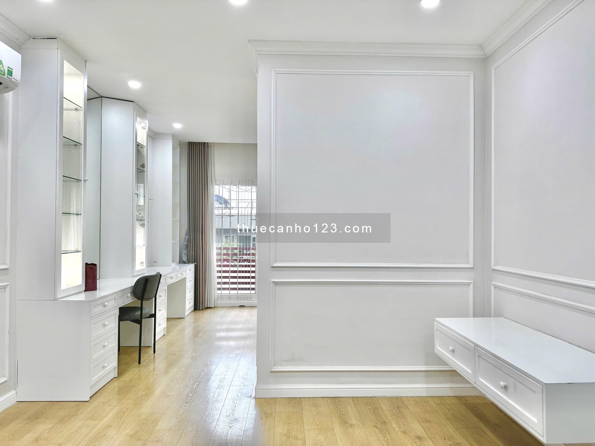 Cho thuê căn hộ 2 phòng ngủ luxury – Mới 100% – Có bãi ô tô – Cam kết giá rẻ nhất thị trường