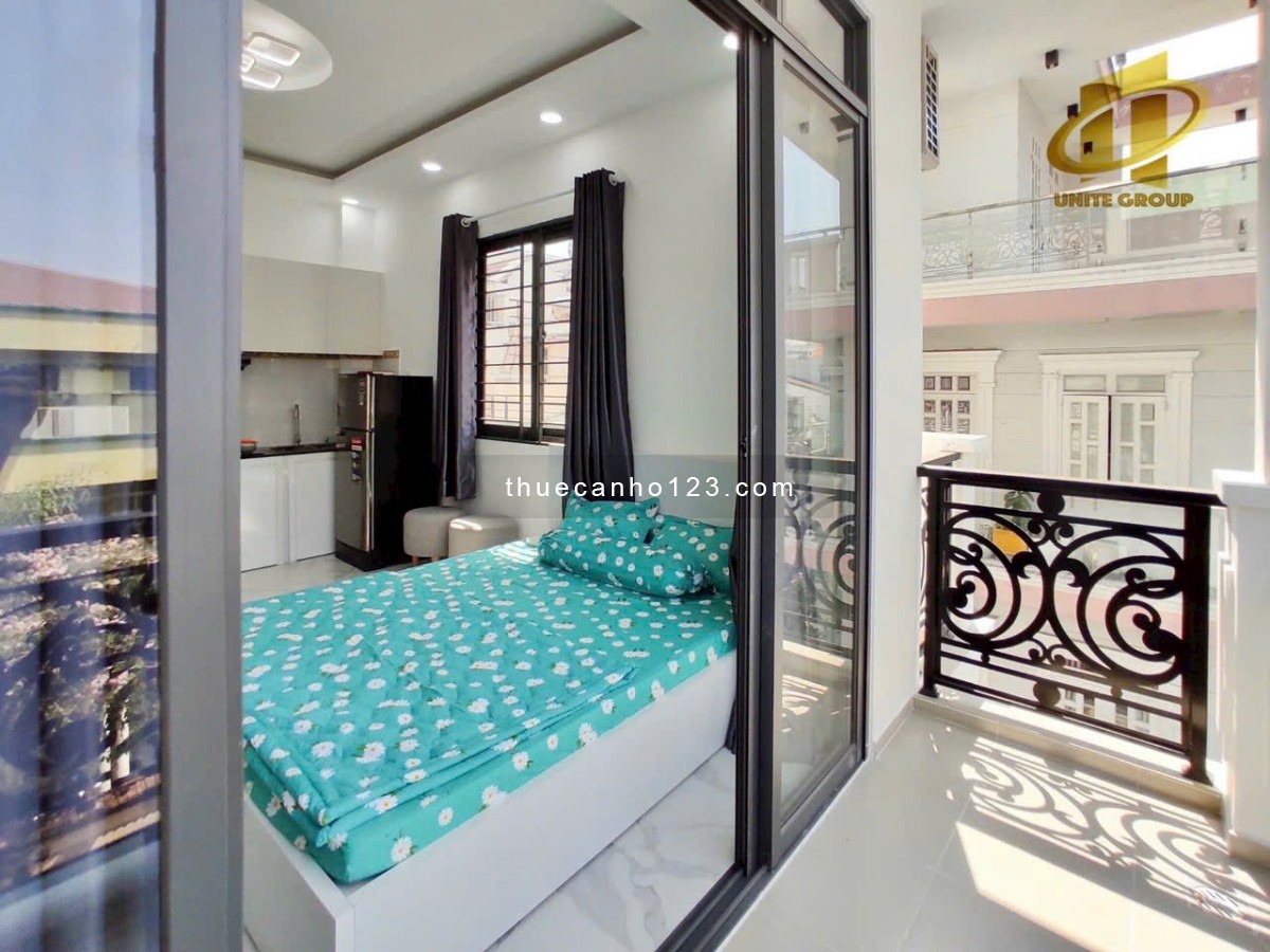 Thuê ngay studio cửa sổ 30m2 gần Ngã tư Hàng Xanh, UEF, Hutech ngay Điện Biên Phủ, Bình Thạnh