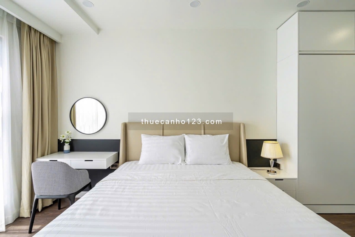 Cho thuê căn 2pn 2wc full nội thất SaigonRoyal Quận 4