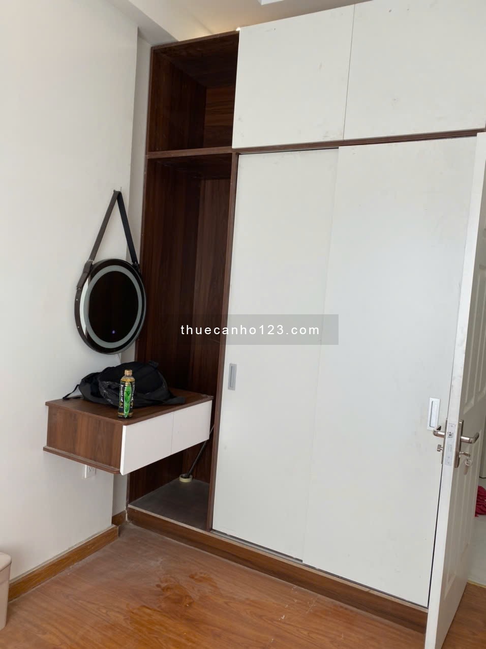 Cho thuê CH Richstar 2PN 1WC, 11 triệu đầy đủ nội thất, ở liền, xem nhà 24/7