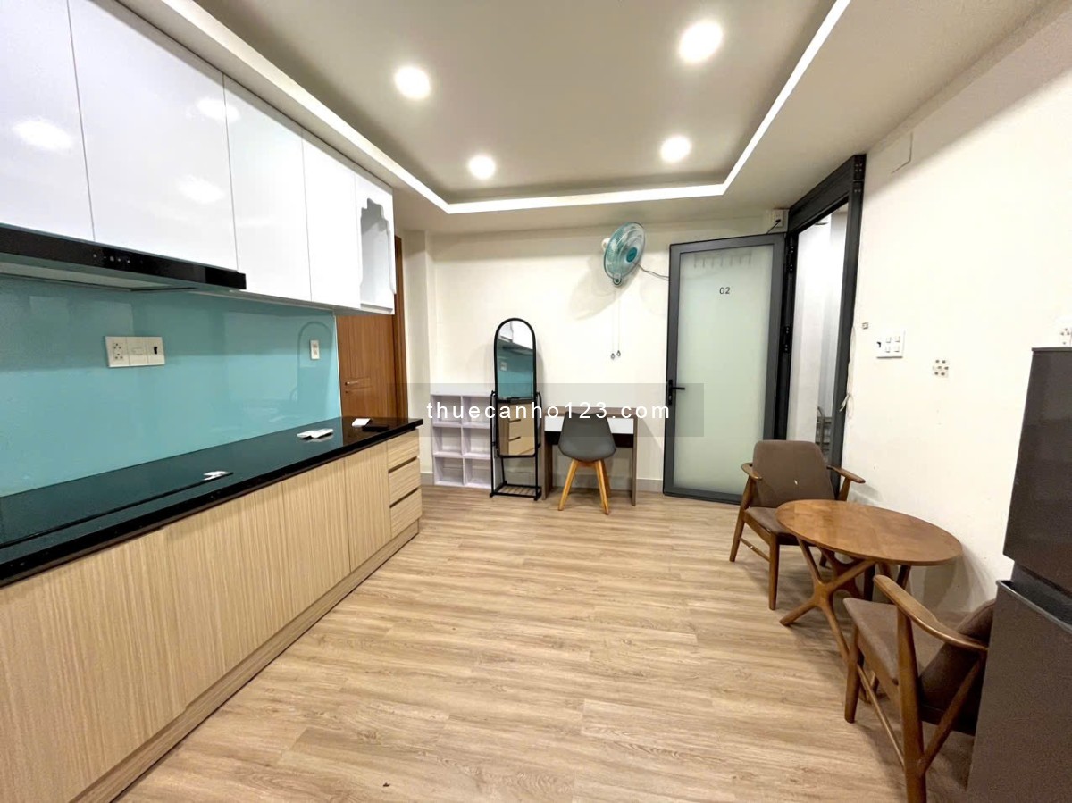 Căn hộ full nội thất cao cấp, tách bếp – Gần công viên Hoàng Văn Thụ