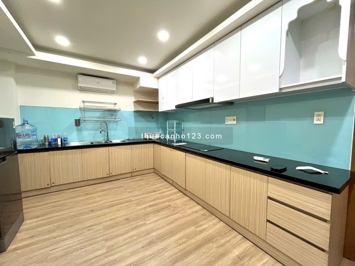 Căn hộ full nội thất cao cấp, tách bếp – Gần công viên Hoàng Văn Thụ