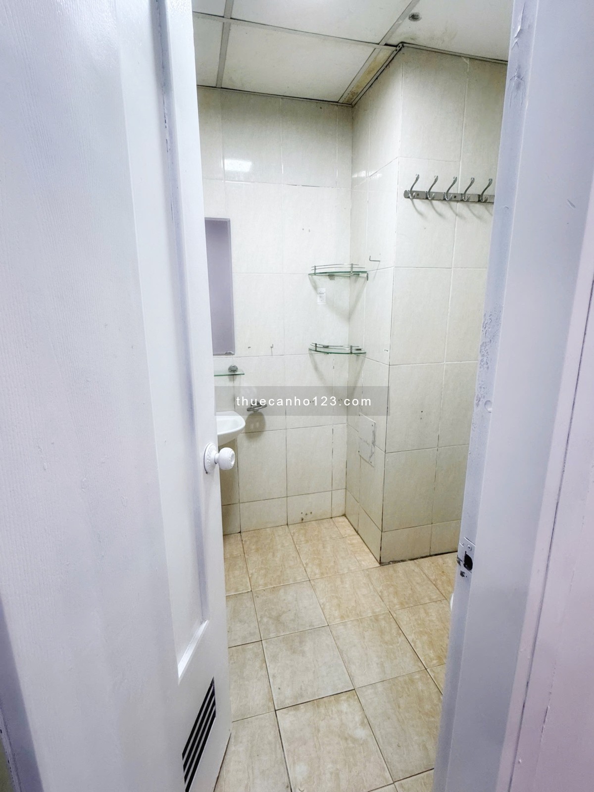 Cho thuê căn hộ 1 ngủ đủ đồ, 5.5tr/ tháng, chung cư Đại Thanh, Phan Trọng Tuệ, HN