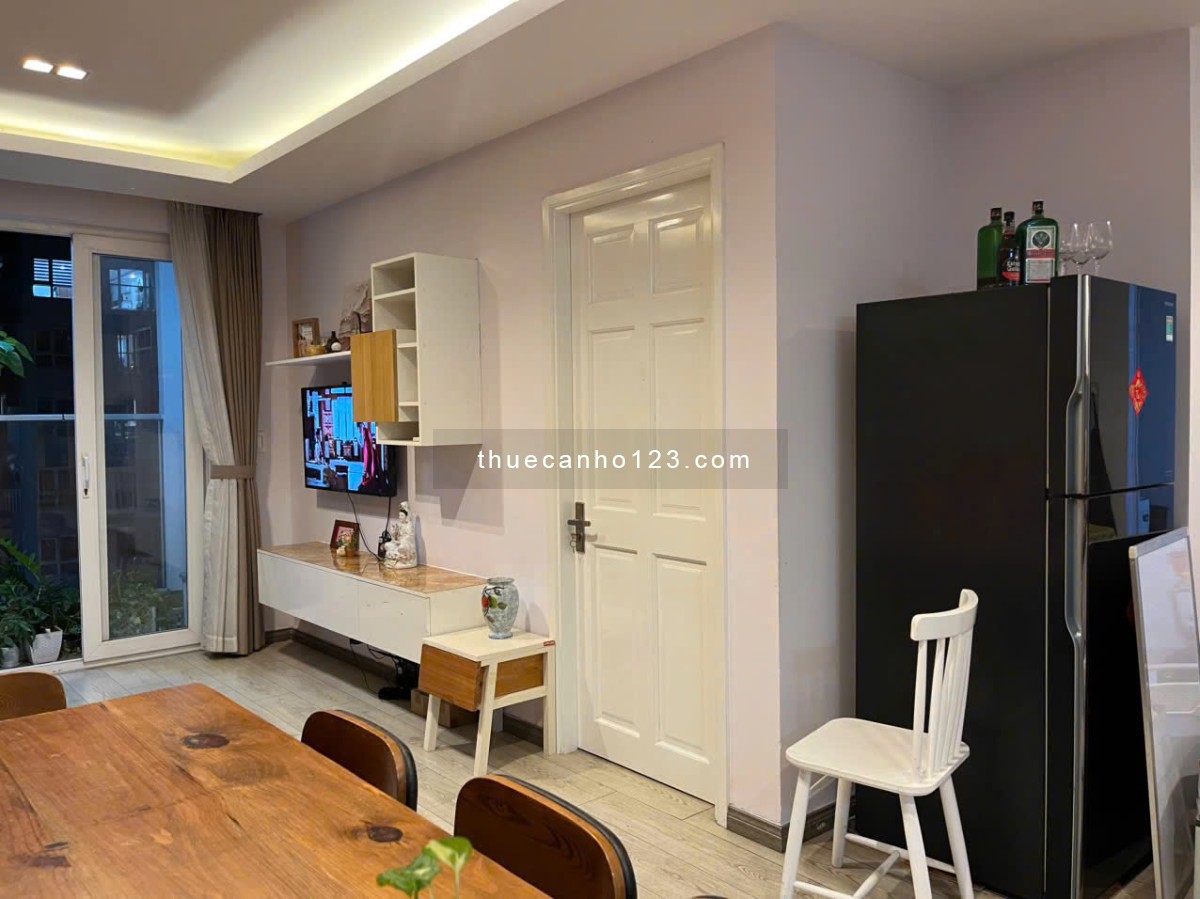 Cho Thuê Căn Hộ SKY CENTER - Phổ Quang Tân Bình 75m2 2 Phòng Ngủ /2WC GIÁ 16TR