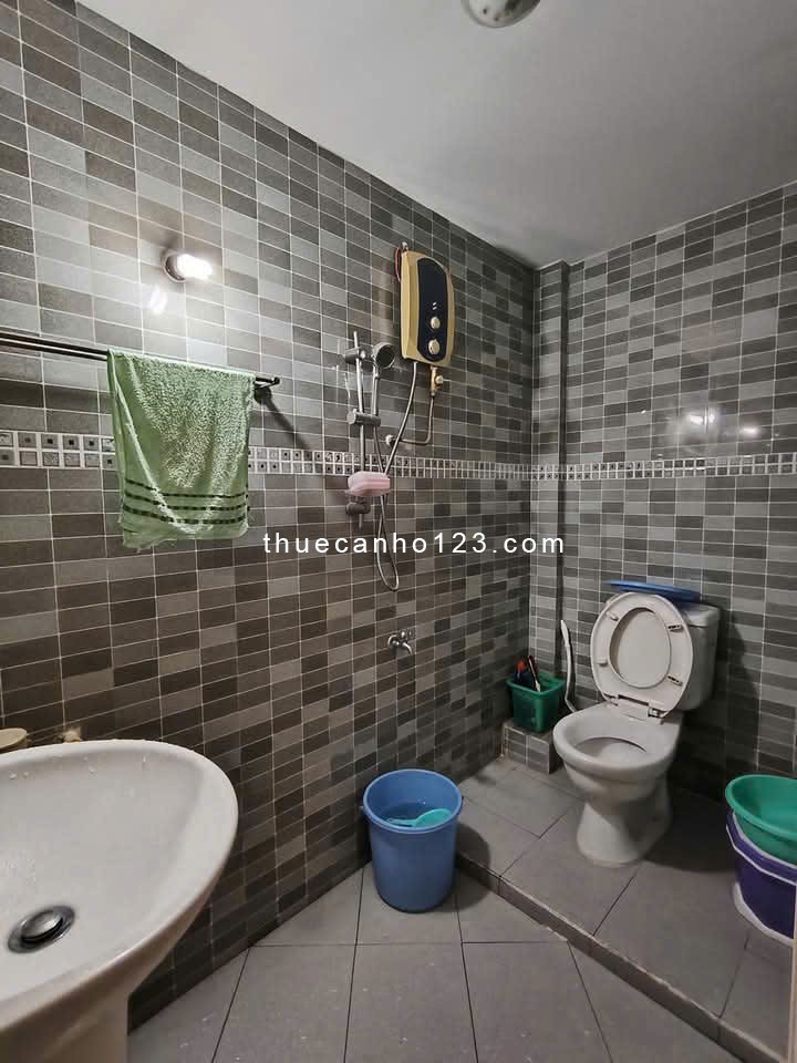 CHung cư Lê Văn Sỹ, P1, Tân Bình: 2p ngủ, máy lạnh, 80m2, 8tr5/th