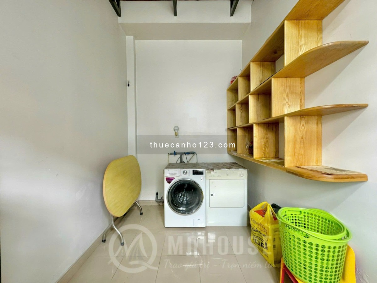 Căn hộ 1PN penthouse full nội thất gần sân bay, Quận Tân Bình