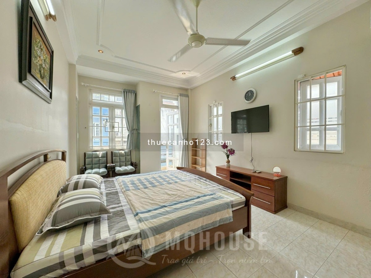 Căn hộ 1PN penthouse full nội thất gần sân bay, Quận Tân Bình