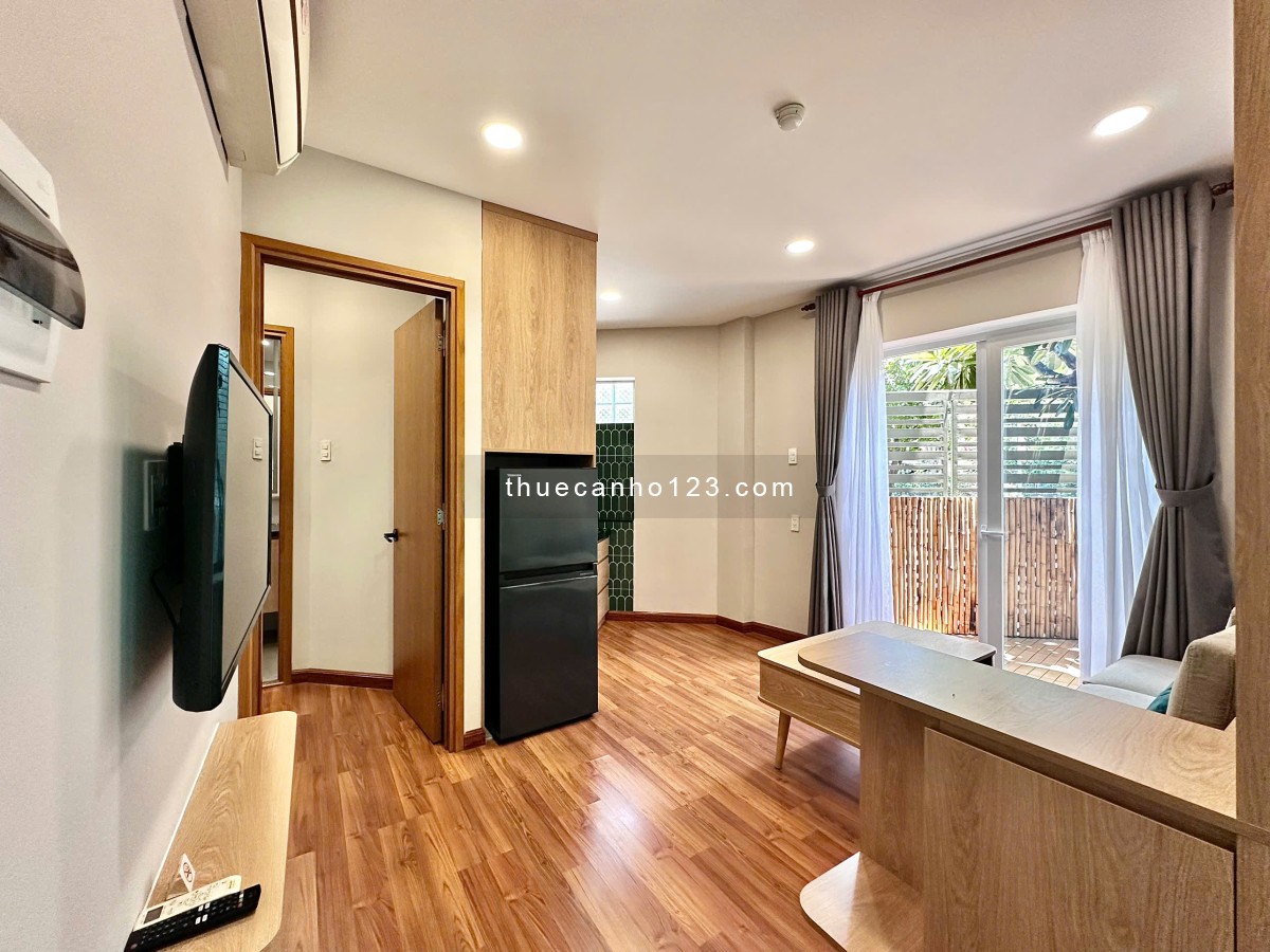 Căn hộ 1PN sân vườn 55m² – View sông – Bảo vệ 24/24 – Thang máy – Hầm xe – Landmark 81 – Bason