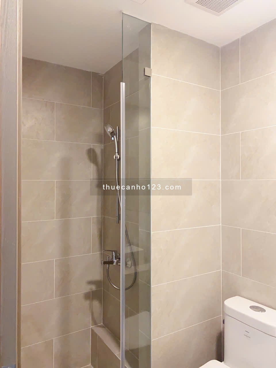 Chán ở trọ chật chội? Dọn về căn hộ West Gate sống chuẩn “chill” – giá chỉ 6 triệu/tháng