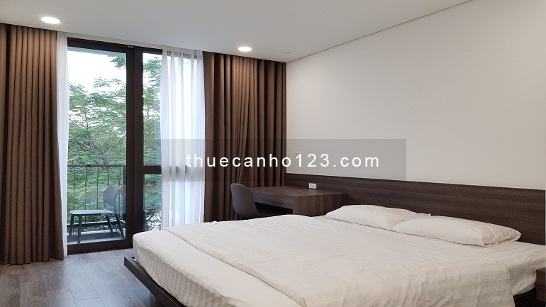 Cho thuê căn hộ dịch vụ tại Trịnh Công Sơn, Tây Hồ, 50m2, 1PN, đầy đủ nội thất đẹp hiện đại