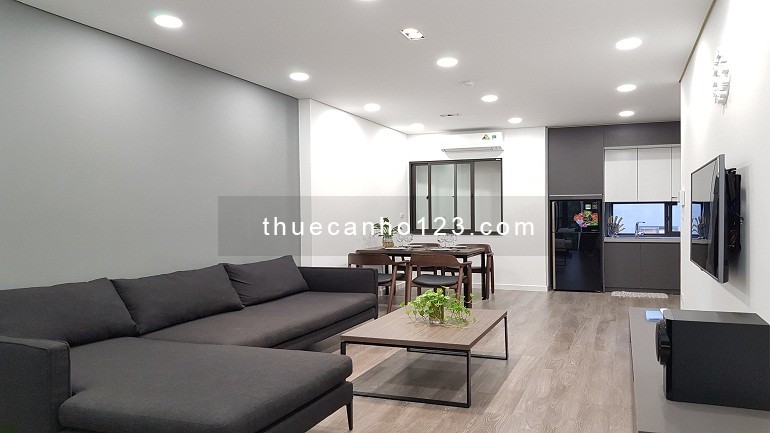 Cho thuê căn hộ dịch vụ tại Trịnh Công Sơn, Tây Hồ, 50m2, 1PN, đầy đủ nội thất đẹp hiện đại