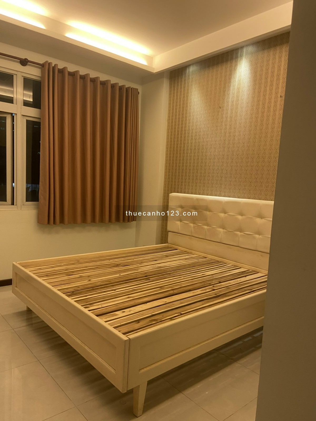 Cho thuê căn hộ chung cư tại Tản Đà Court, 86 Tản Đà, Quận 5 giá 12.5tr/tháng 2pn full nội thất