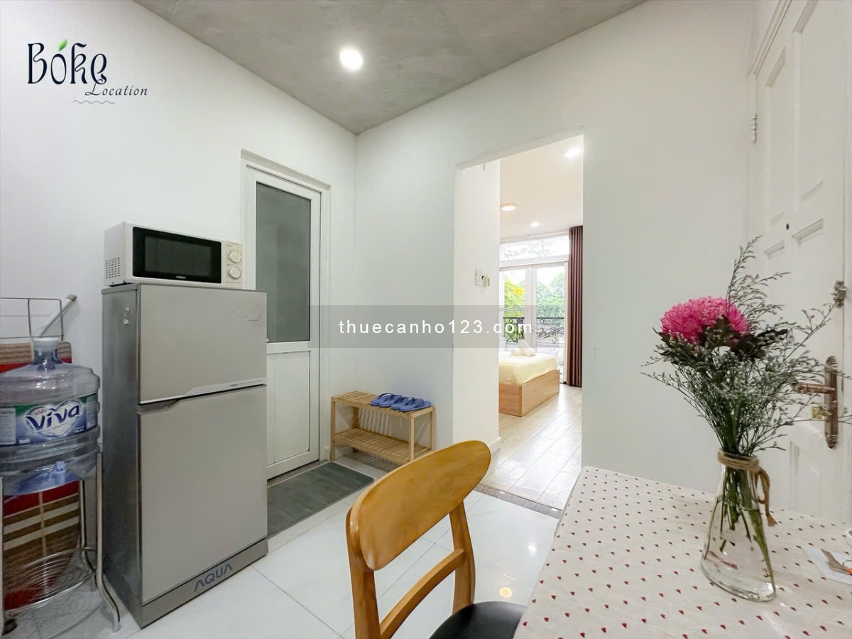 Cho thuê căn hộ 1PN-55m2, Thang máy, Hầm xe, View cây xanh, View bờ sông Gần Vòng Xoay Điện Biên Phủ