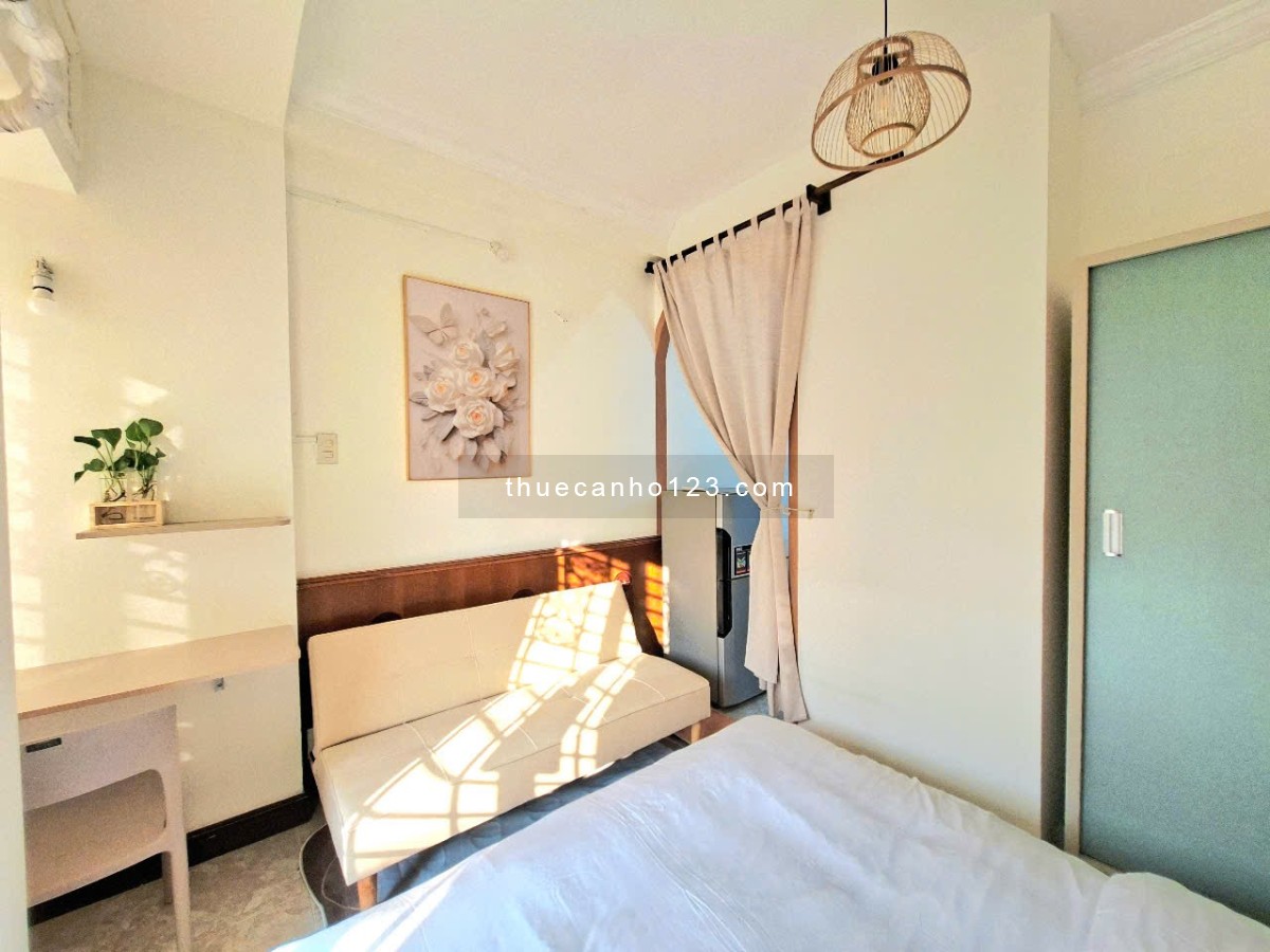 Cho Thuê Căn 1 Phòng Ngủ - Tách bếp - Ban Công - Nhà Mới 100% Ngay Cầu Nguyễn văn Cừ - Quận 5 - ĐH