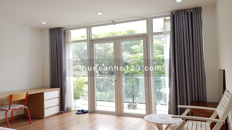 Giảm giá sâu, chỉ 8 triệu cho căn hộ 1 phòng ngủ siêu rộng, với view cây xanh rất đẹp tại Tây Hồ