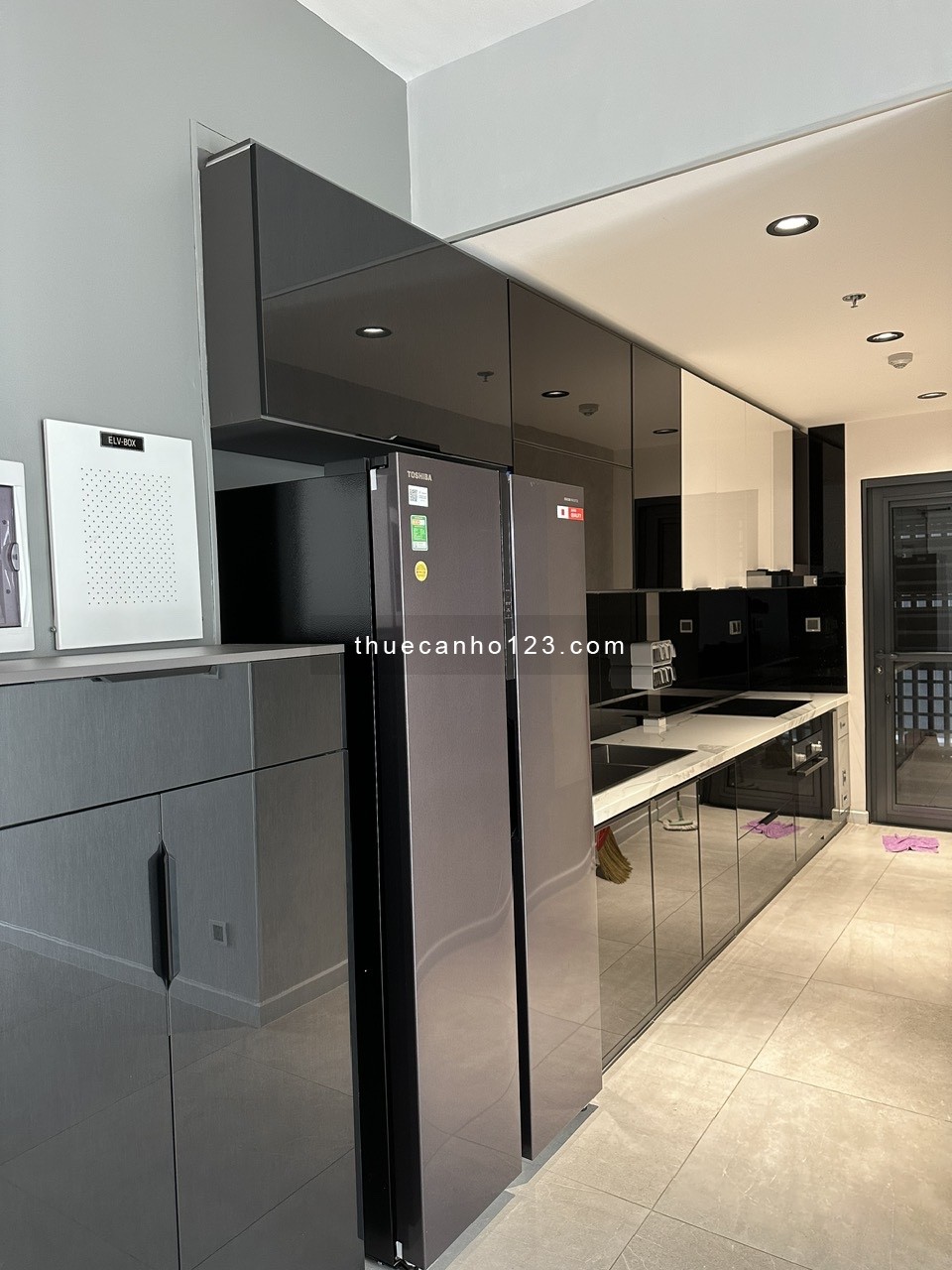 Cần cho thuê nhanh căn hộ cao cấp The Antonia, 2PN 2WC, nhà đẹp, hình thật 100%. Ngoài đẹp hơn