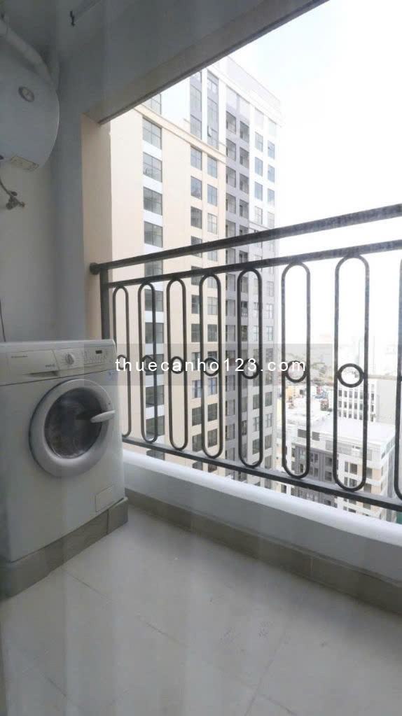 Căn Hộ Cho Thuê Cao Cấp Sài Gòn Royal, Bến Vân Đồn Quận 4