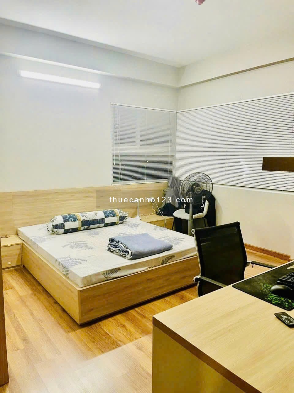 The Botanica, Phổ Quang, P2, Tân BÌnh: 70m2 - 2p ngủ, 2wc, Nt, 16tr/th