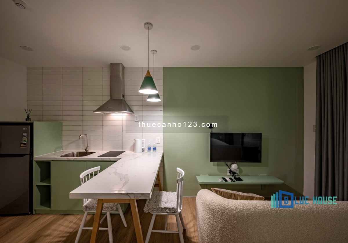 Studio cao cấp gần nhà ga METRO, nội thất mới, full service, có dọn phòng